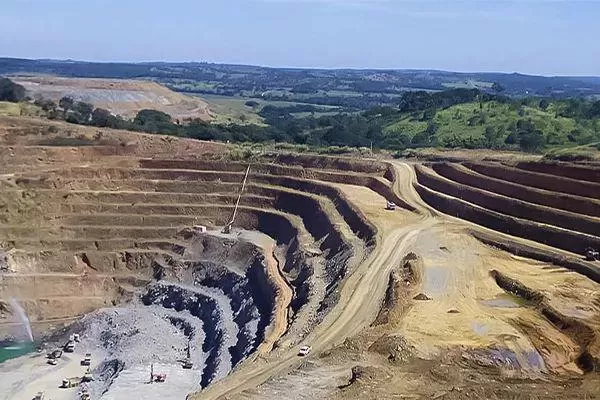 105万吨！亚洲最大锂辉石矿采选项目动工(图1)